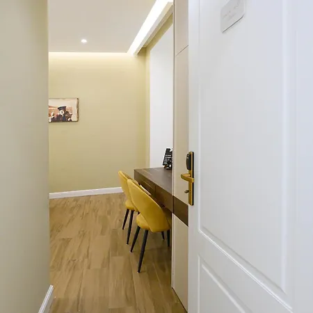 Annapoli 4* Νάπολη